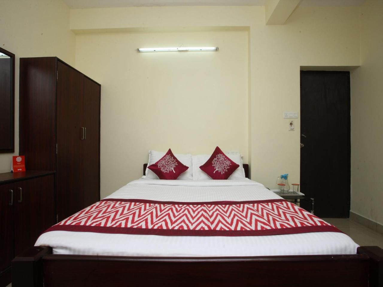 Oyo 10465 Koyambedu Chennai 호텔 외부 사진
