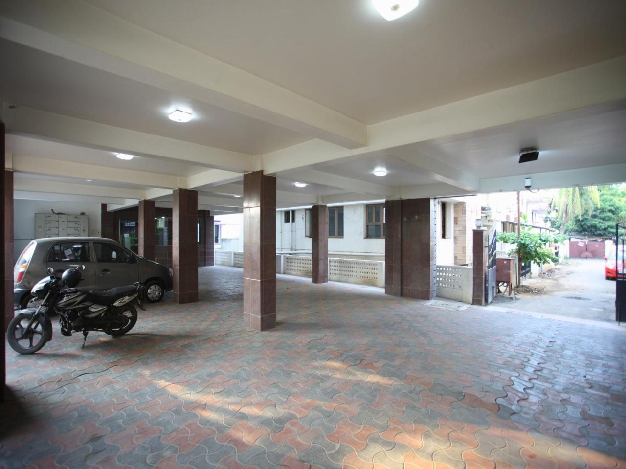 Oyo 10465 Koyambedu Chennai 호텔 외부 사진