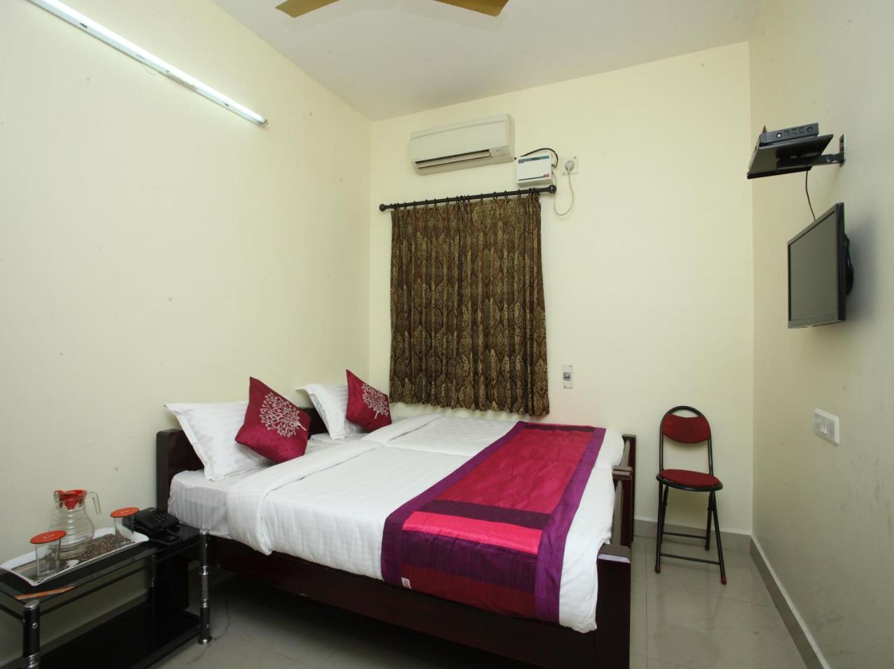 Oyo 10465 Koyambedu Chennai 호텔 외부 사진